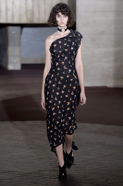 Roland Mouret �����-���� 2017