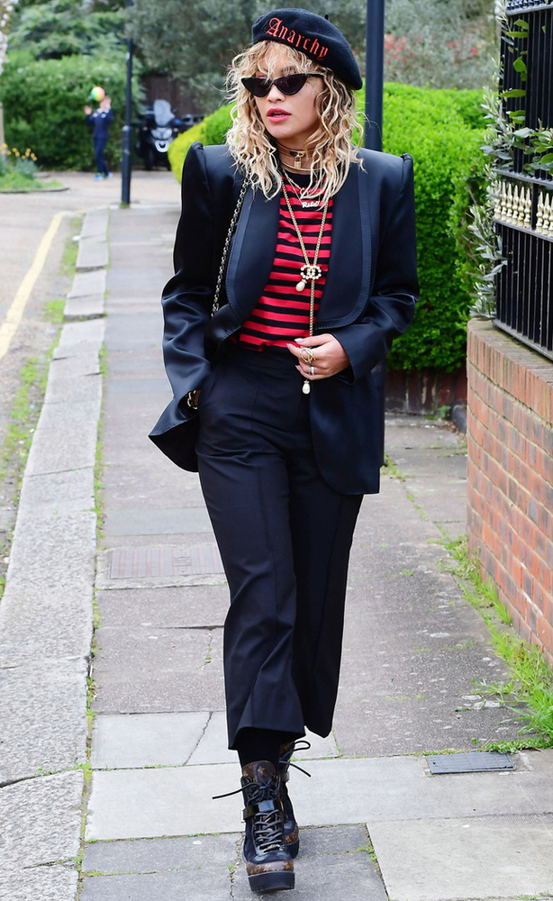 ���� ��� � ������ Itchy Scratchy Patchy, ���������� Louis Vuitton � � ������ Chanel � ���-�����