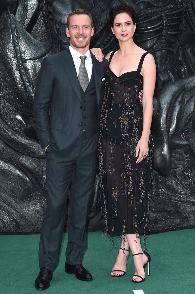 ����� ���������� � ������ ��������� � Ulyana Sergeenk� Couture �� �������� ������ ������: ����� � �������