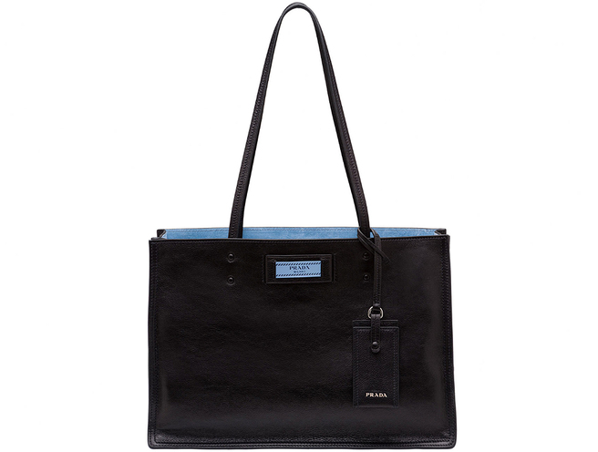 ��� ���� � �����: ����� ����� Prada Etiquette