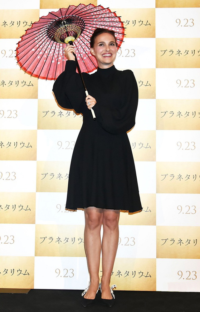 ������ ������� � Christian Dior �� �������� ������ ������������ � �����