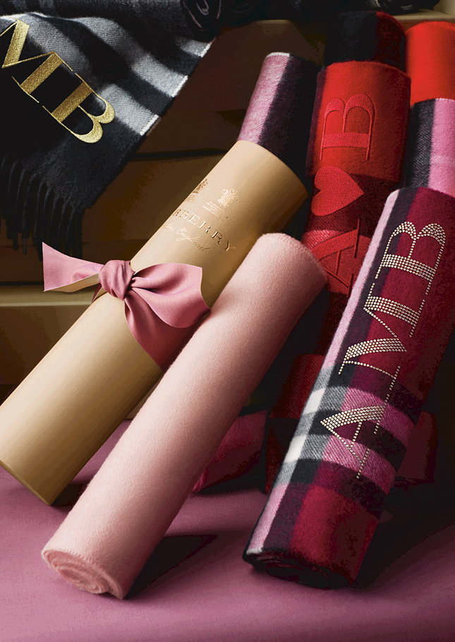 � ������ Burberry �� �������� ������ ����� ����������� ����