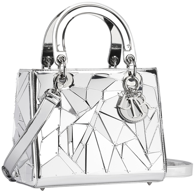 9 ���������� � ���� ������ �� ������ Lady Dior